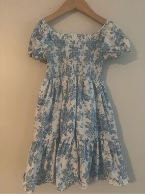 SweetHoney Blue and White Floral Smocked Puff Sleeve Dress